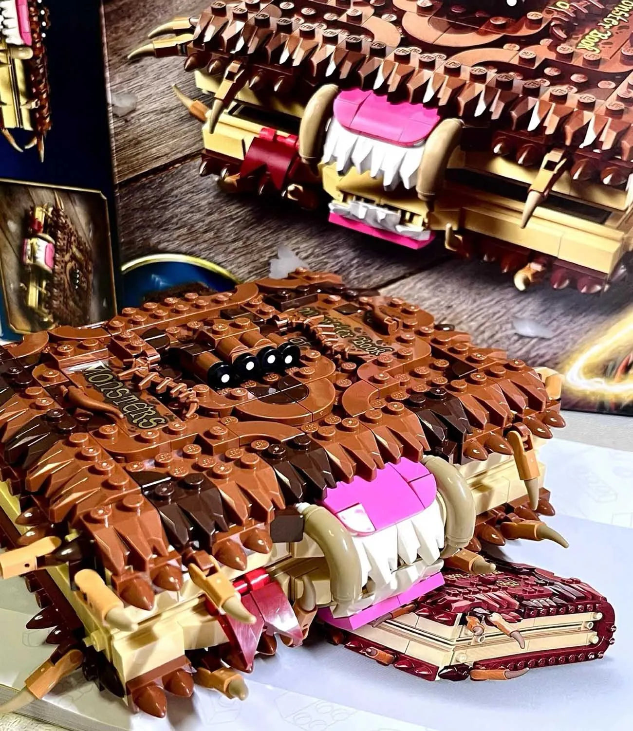 Chomping Monster Book of Monsters Building Blocks Sets 76449 Compatible With Legoed Particles Suitable For Christmas Gifts